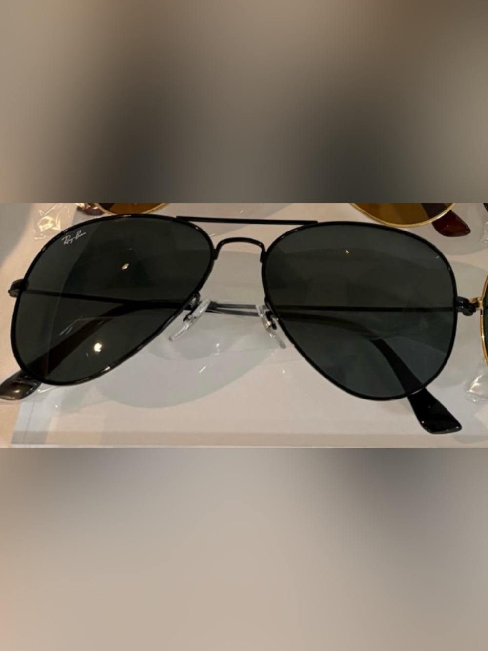 Ray-Ban Black Metal Aviator Sunglasses with Dark Lenses